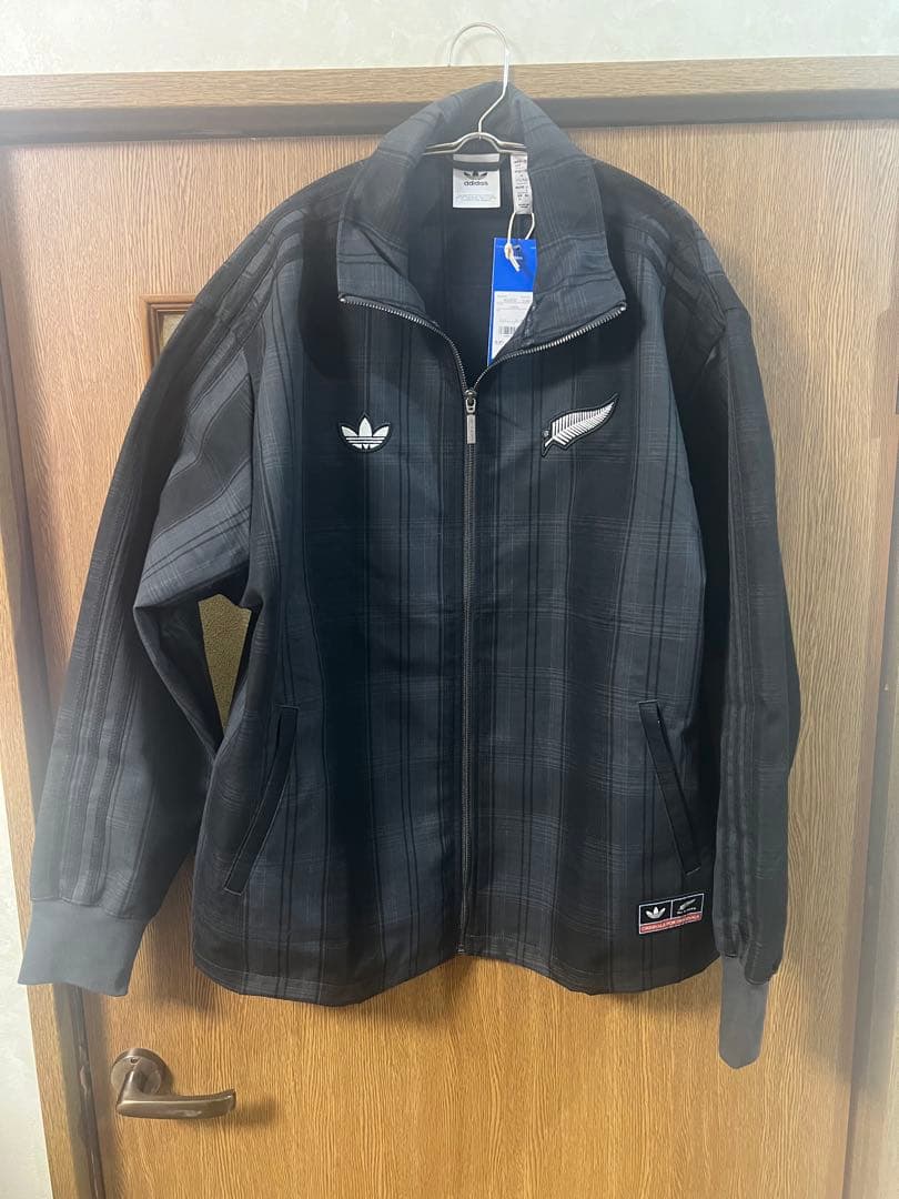 アディダス オリジナルス & オールブラックス ファイヤーバード チェック柄