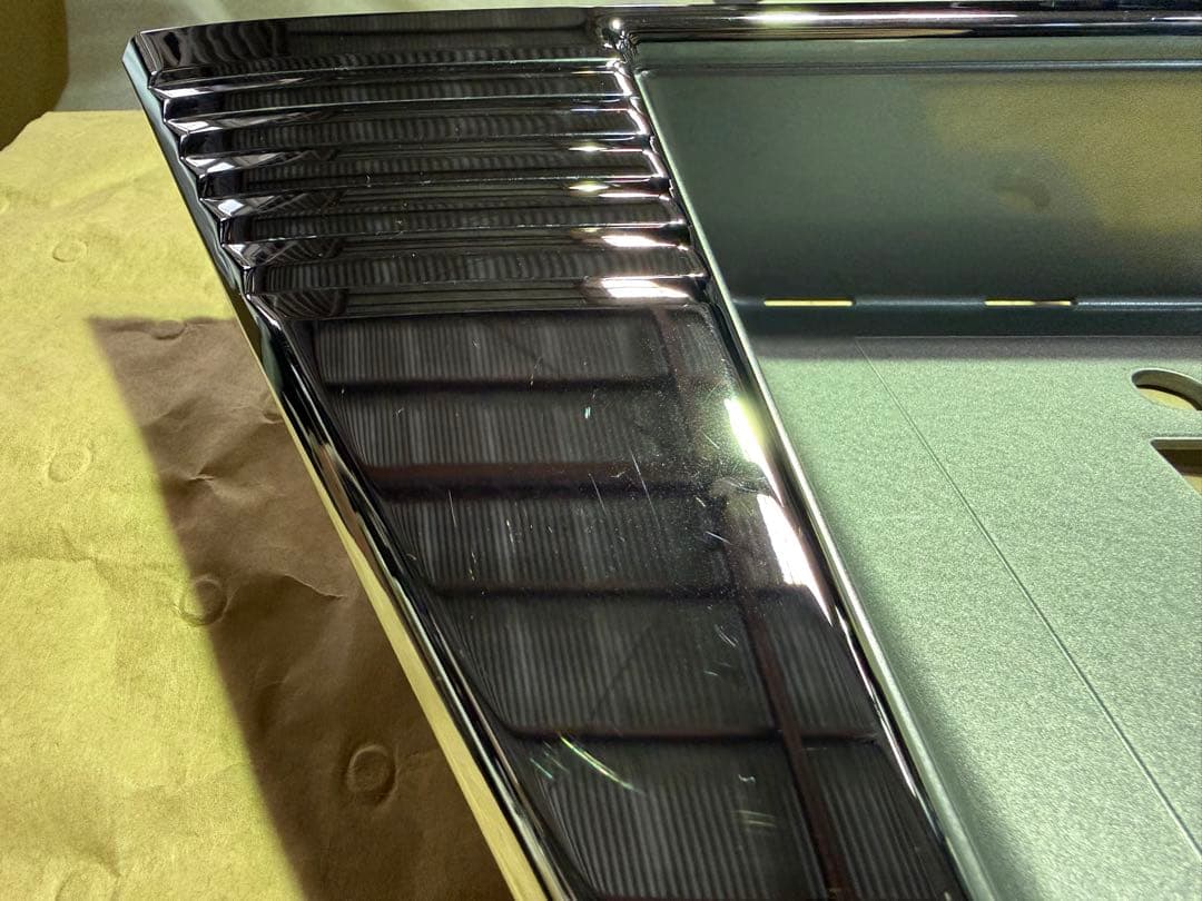 ダイハツ アトレー 右テールランプ・リアバンパーセンターモール セット