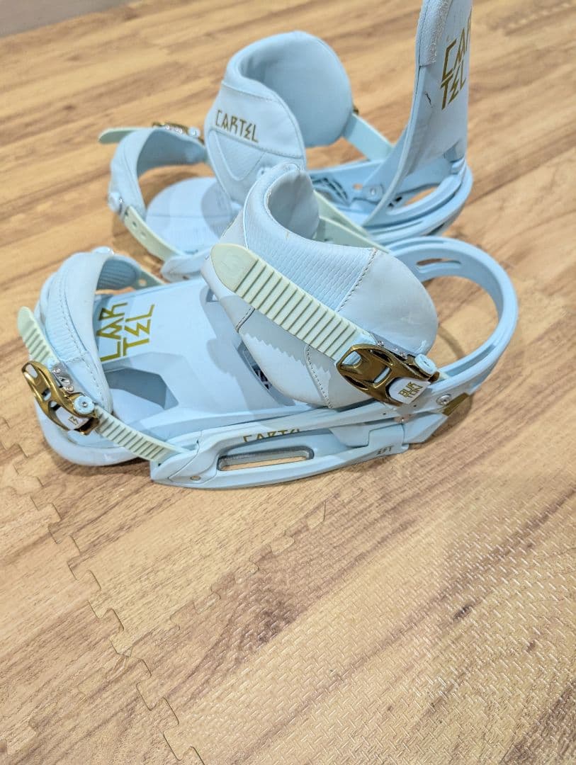 BURTON　バートン　CARTEL　カーテル　ESTd　サイズM