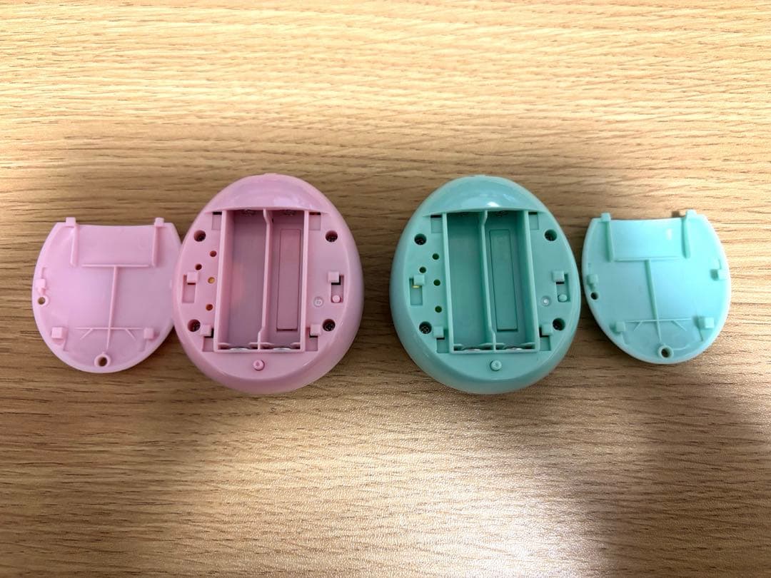 たまごっちみーつ　メルヘンみーつ(ピンク)、まじかるみーつ(グリーン) セット