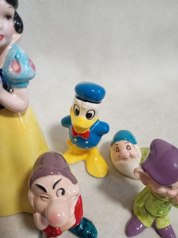 TDL 陶器製フィギュリン 10体セット 白雪姫 七人のこびと ドナルド 正規品