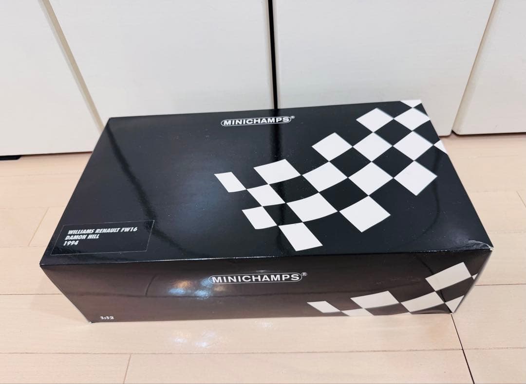 【稀少品】ミニチャンプス　ウィリアムルノー　FW16 1994 1/12