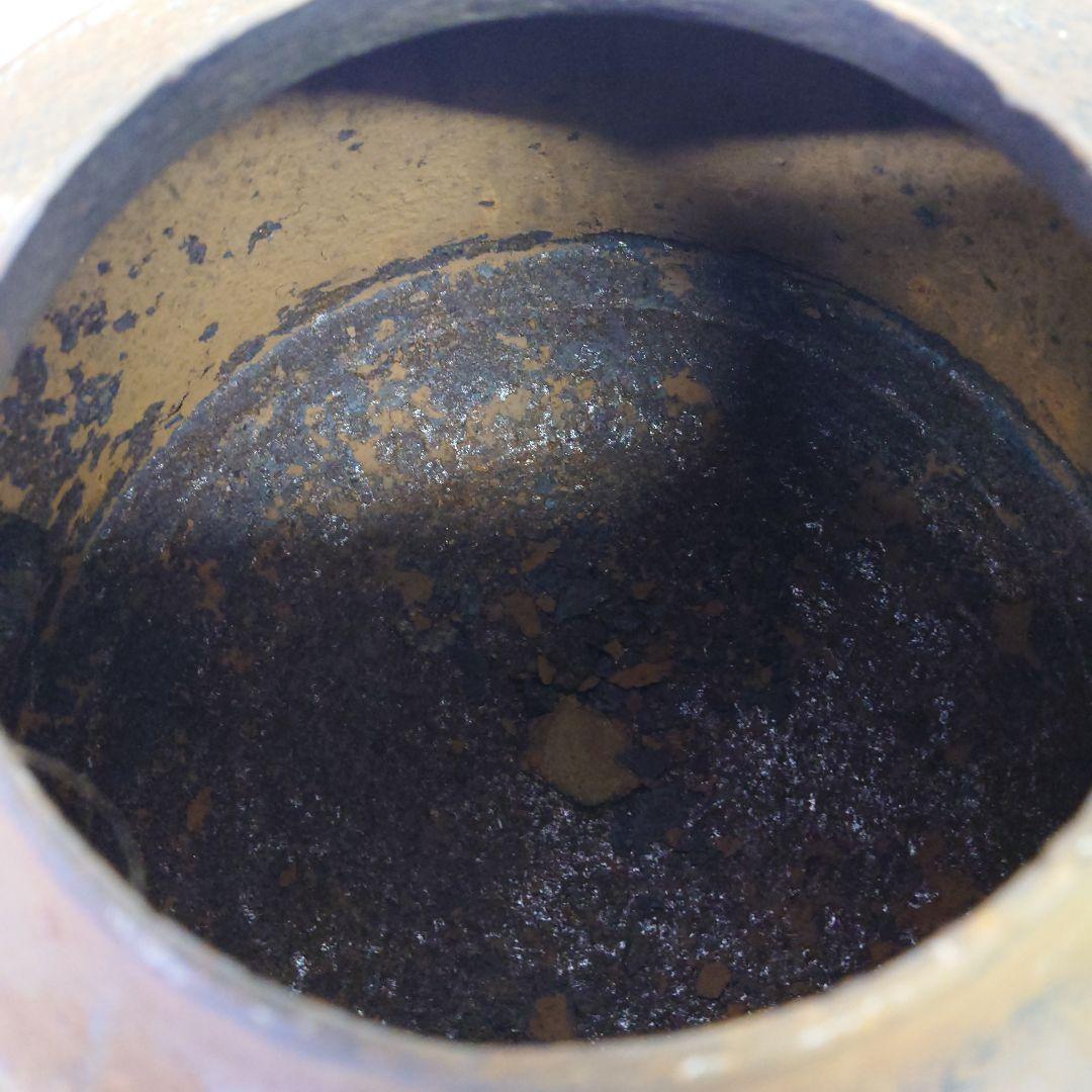 黒色 鉄瓶 装飾模様付き