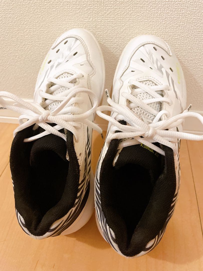 【希少！美品】ヨネックス　バドミントンシューズ　桃田賢斗選手モデル　靴　24cm
