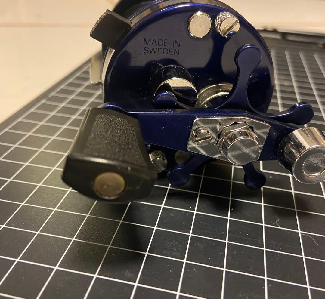 ABU アンバサダー2500C ブルー　超美品