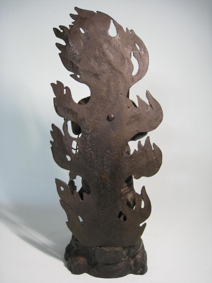 鋳銅製不動明王像 　 旭峰作　　高さ約34.5㎝