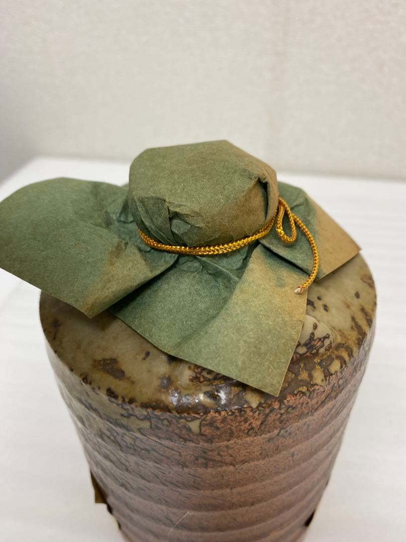 3-3269 レアな焼酎　奄美特産極味厳封　酒瓶　恵富士