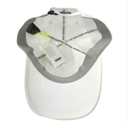 TFW49 ロゴ入りホワイトキャップ