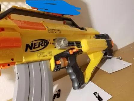 専用　ナーフスタンピード　本体　付属18連マガジン　シールド