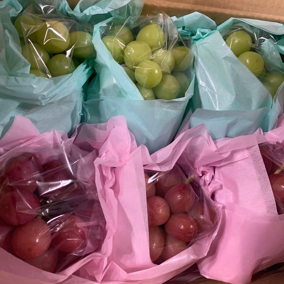 限定1箱(^^)画像の葡萄たち（4キロ以上）