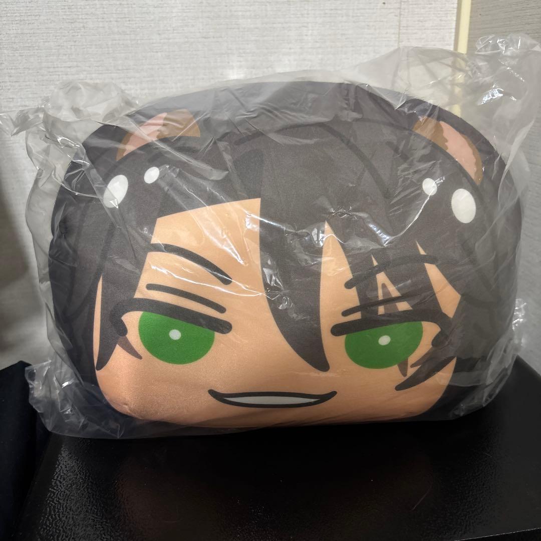 ツイステ　おまんじゅうクッション　サバナクロー　レオナ　ラギー　ジャック