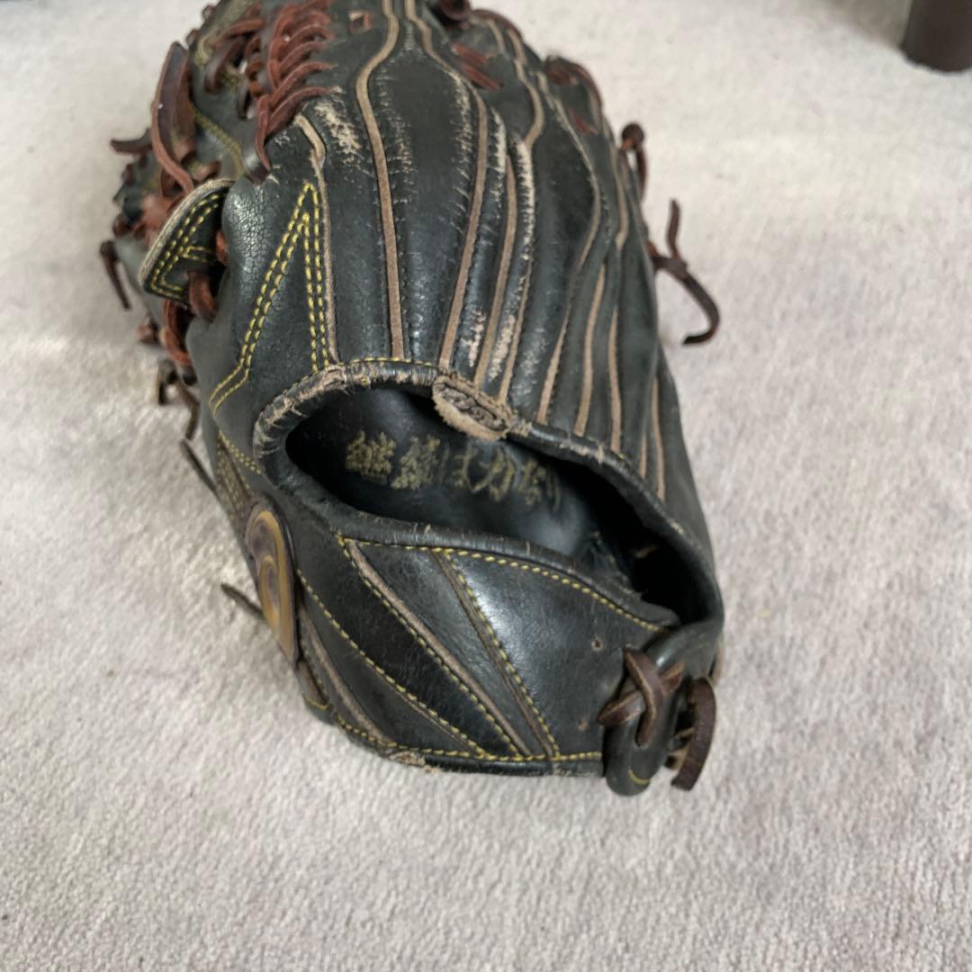 硬式用グローブ　左利き外野手用
