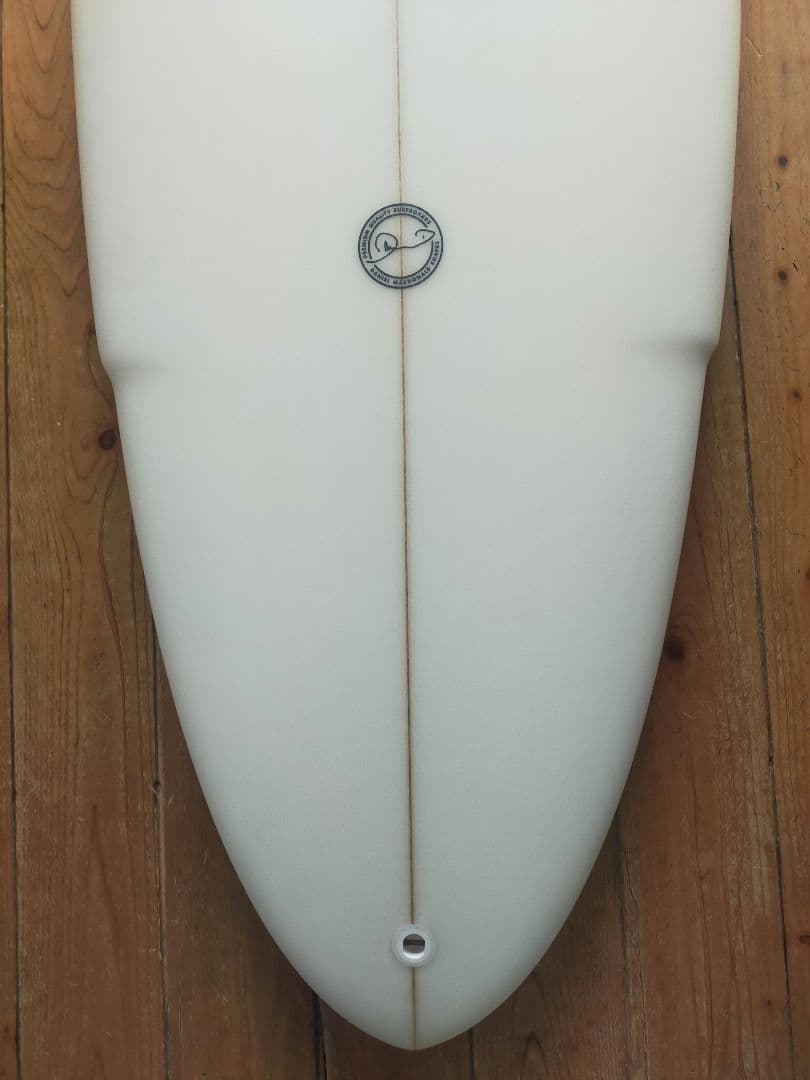 DMSショートボードSEAHAWK MODEL 5’6新古品