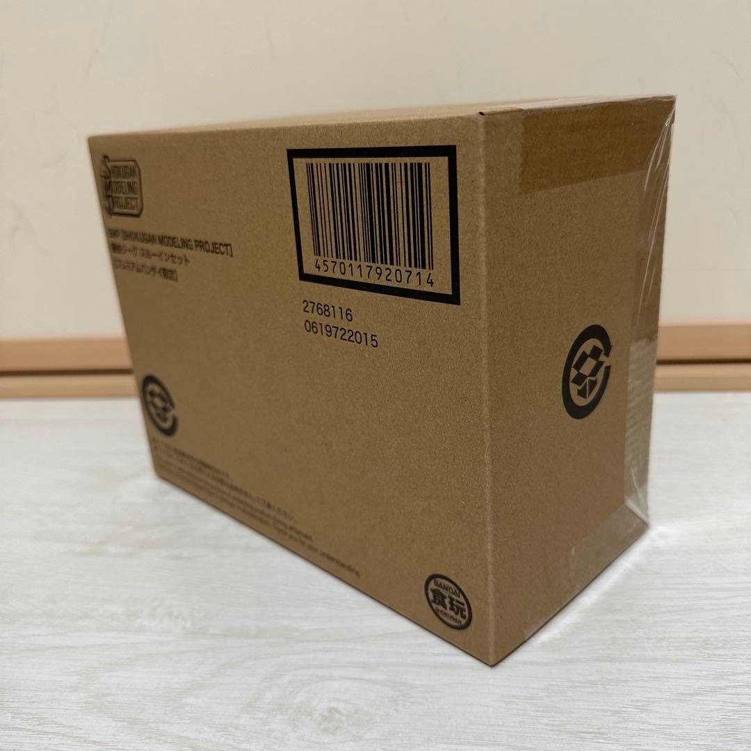 SMP 鋼鉄ジーグ スルーインセット 輸送箱未開封 伝票跡なし 50周年