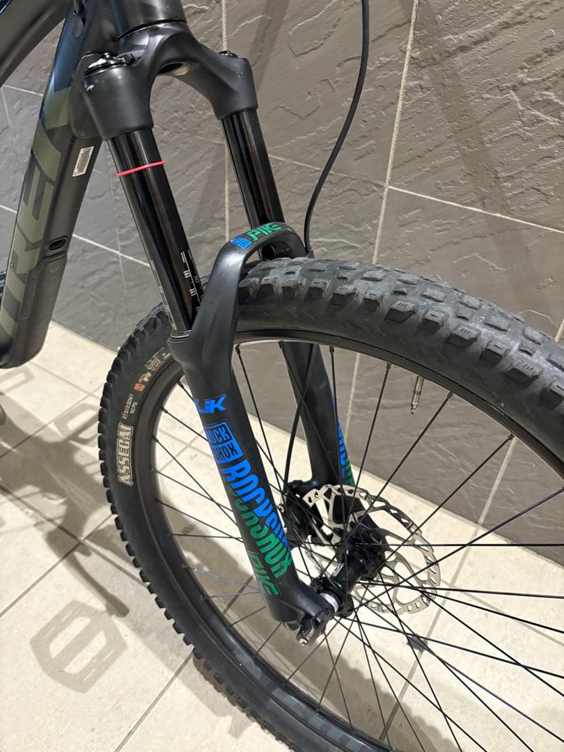 TREK remdy 8 バラ組　引き取り限定
