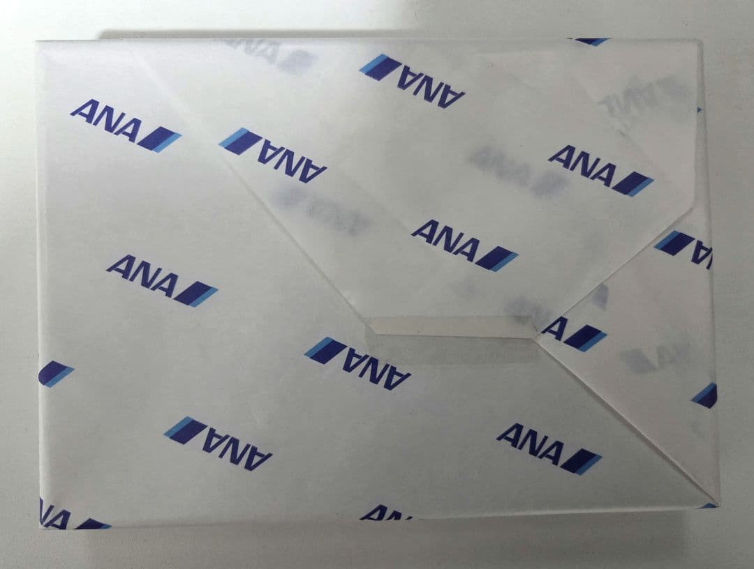 【非売品】ANA ダイヤモンドステータスロゴ入り パスポートケース