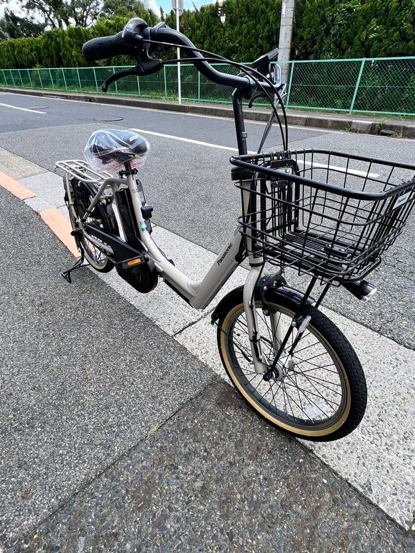 アナ　Panasonic ギュットアニーズ　20インチ　グレージュ