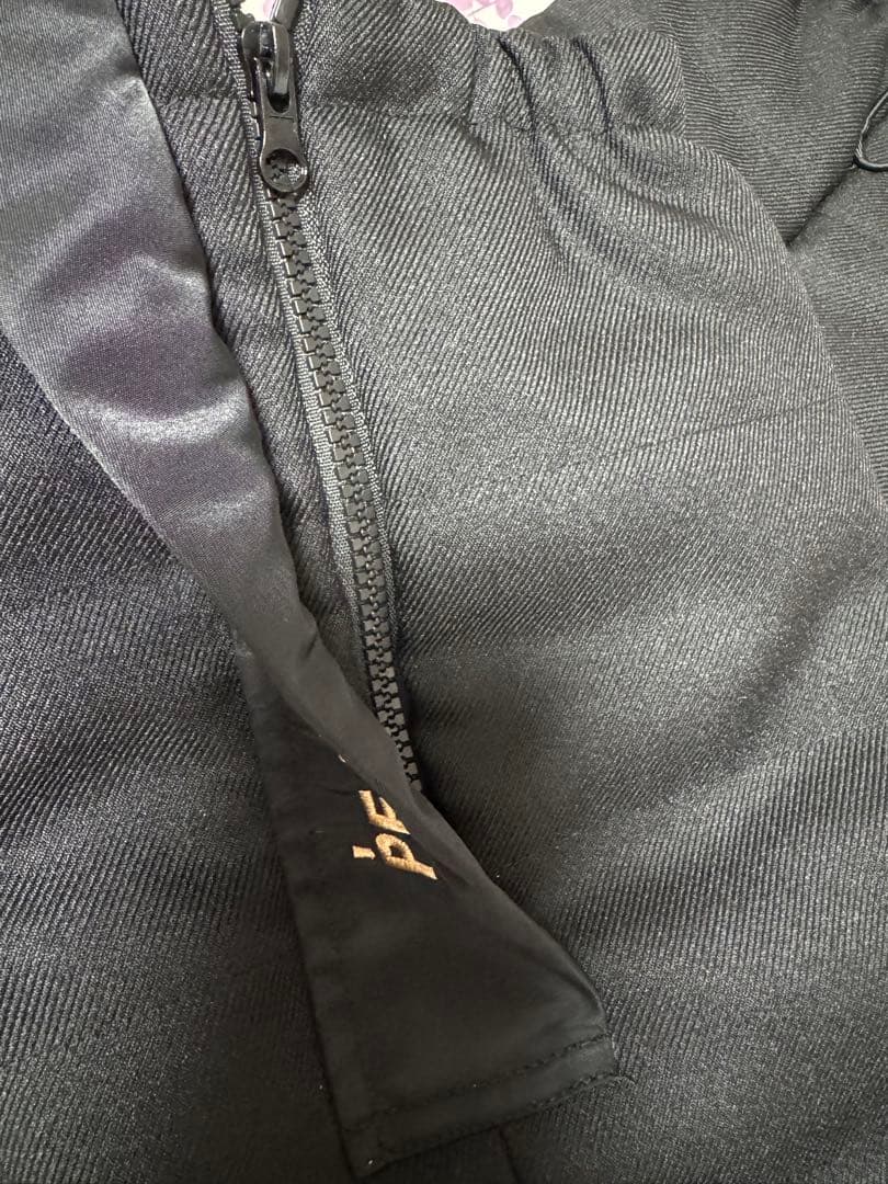 【パーリーゲイツ PEARLY GATES 】 レッグウォーマー　レッグカバー