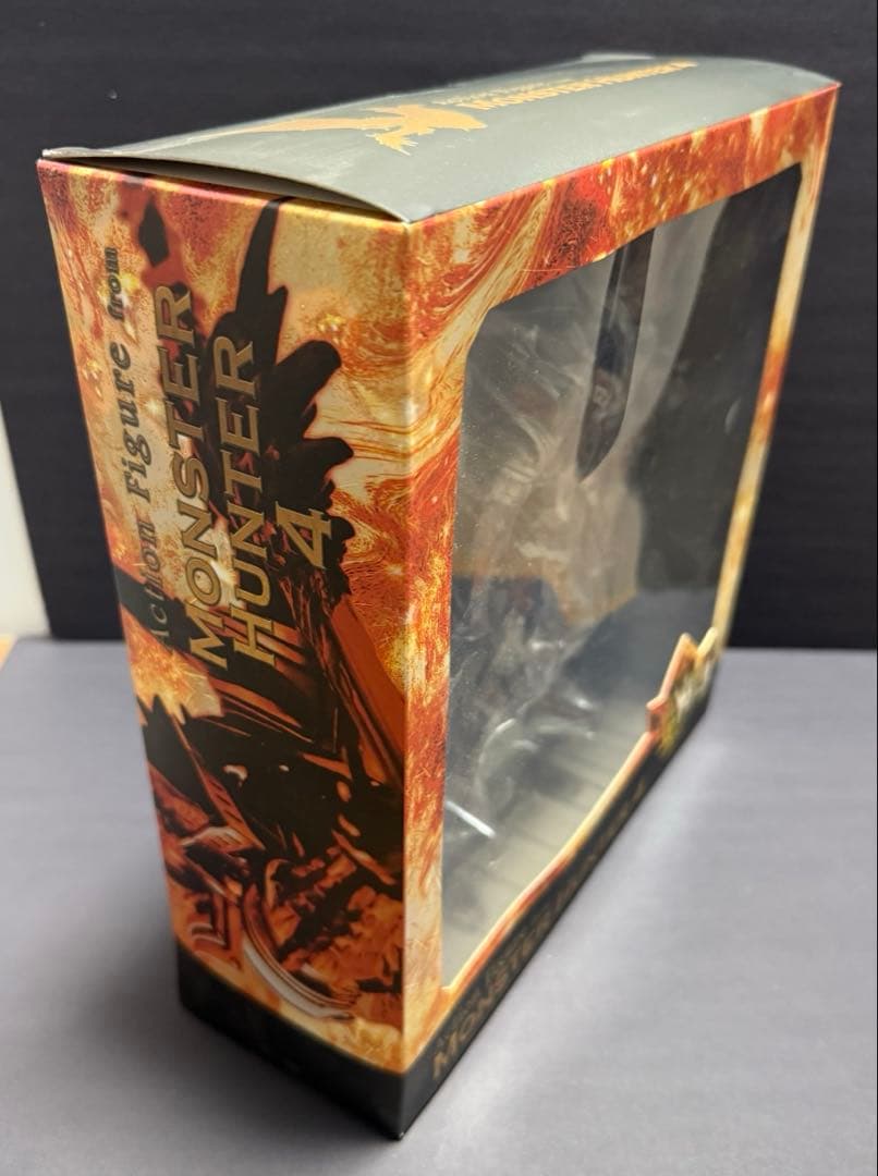 モンスターハンター4 フル可動アクションフィギュア レウス装備ハンター(剣士)