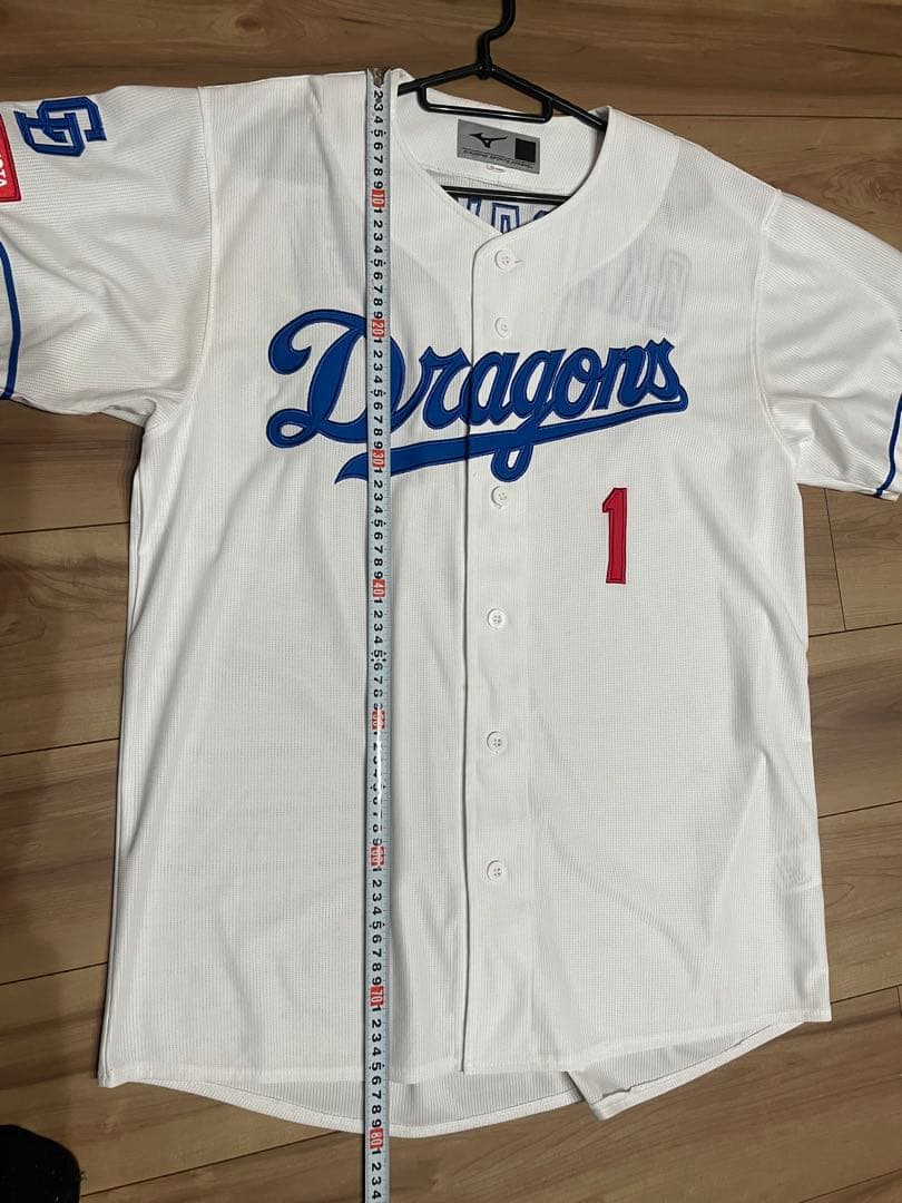 中日ドラゴンズ岡林ユニフォーム