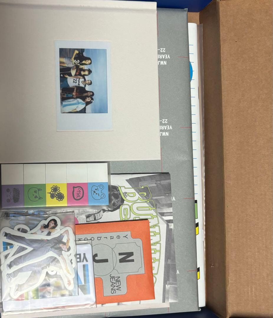 NewJeans シーズングリーティングセット