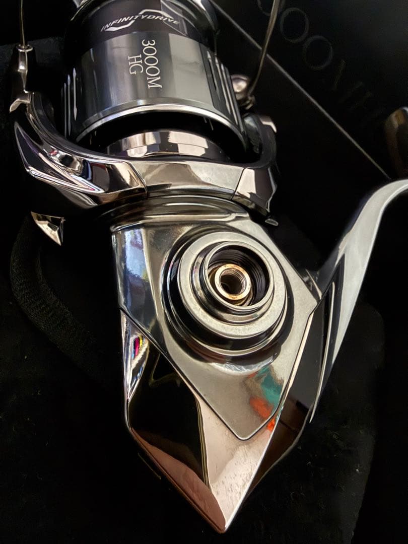 22 ステラ 3000MHG SHIMANO シマノ リール 3000 4000