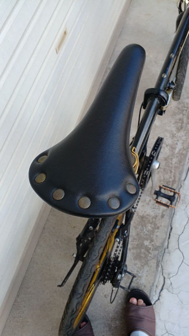 Cadillac 折りたたみ自転車 黒と金