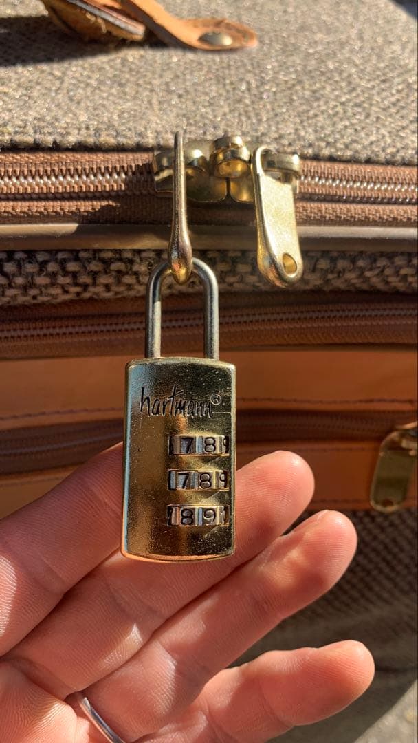 ハートマン スーツケース