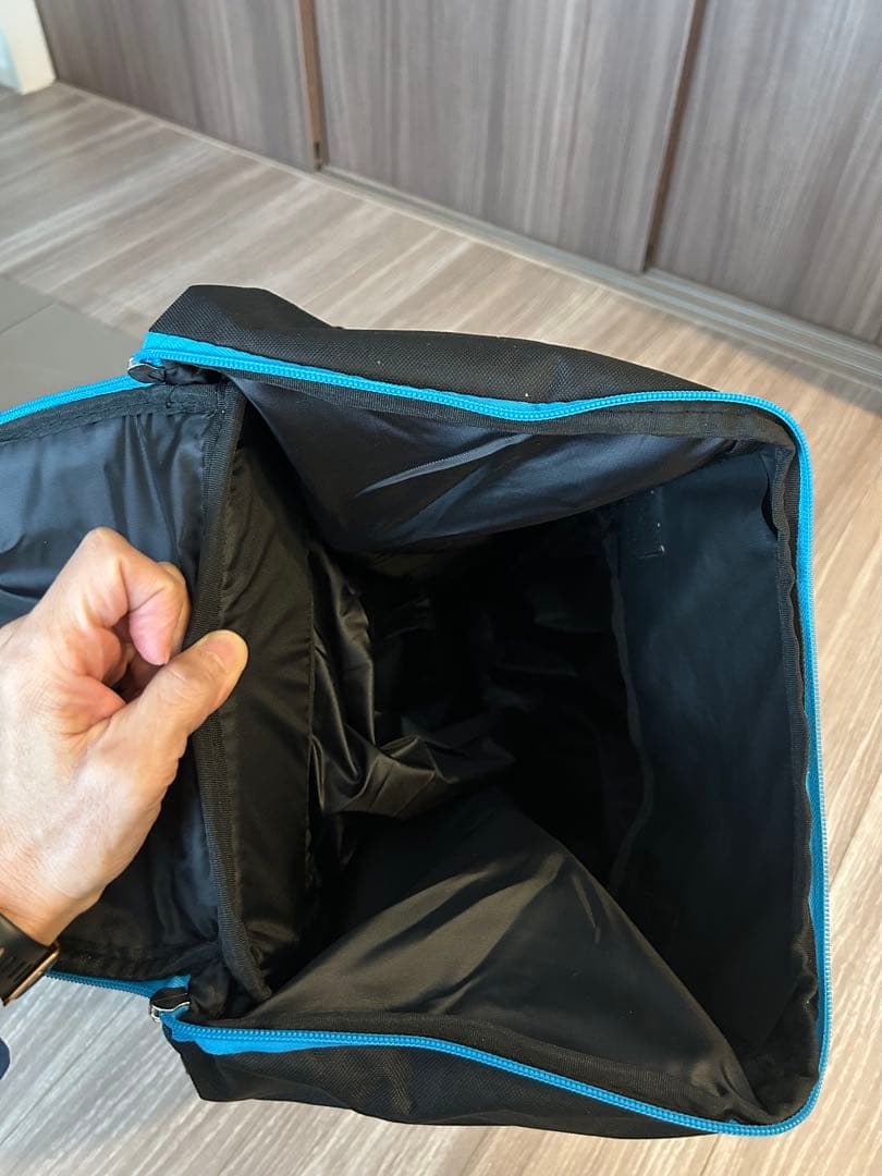 大型バックパック 黒/青