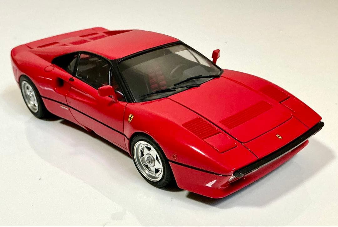 フジミ1/24フェラーリ 288GTO完成品です。