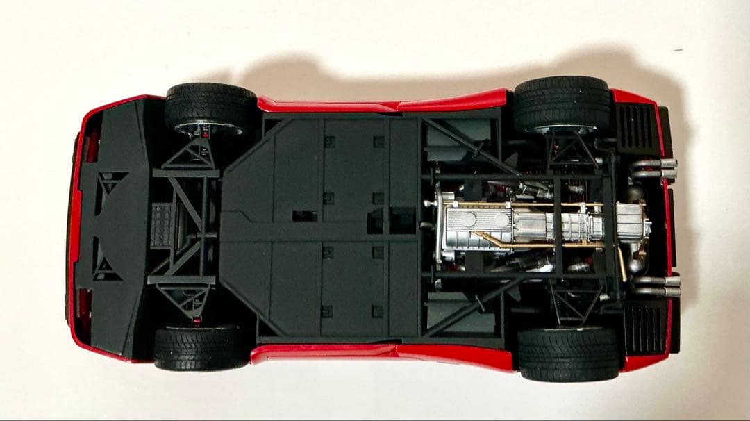 フジミ1/24フェラーリ 288GTO完成品です。