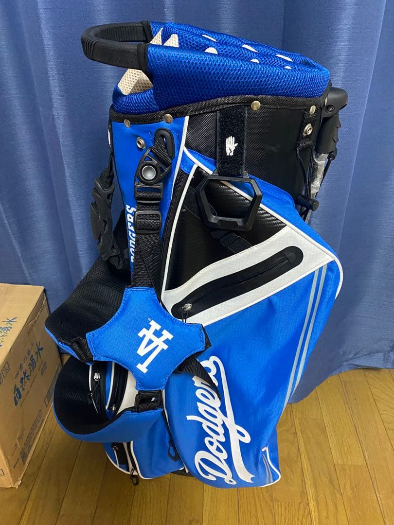 専用　ヨーさん 希少の人気商品　ドジャース バッグヘッドカバー