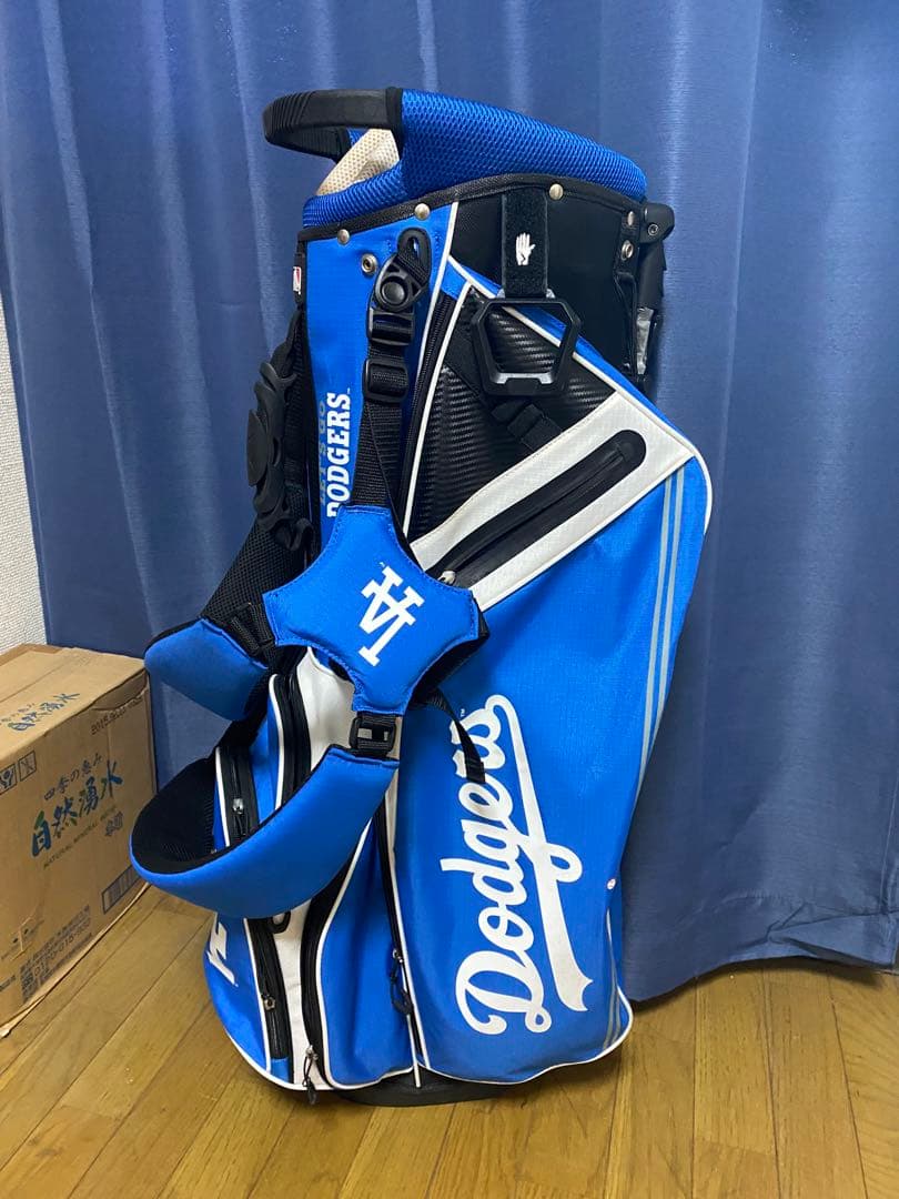 専用　ヨーさん 希少の人気商品　ドジャース バッグヘッドカバー