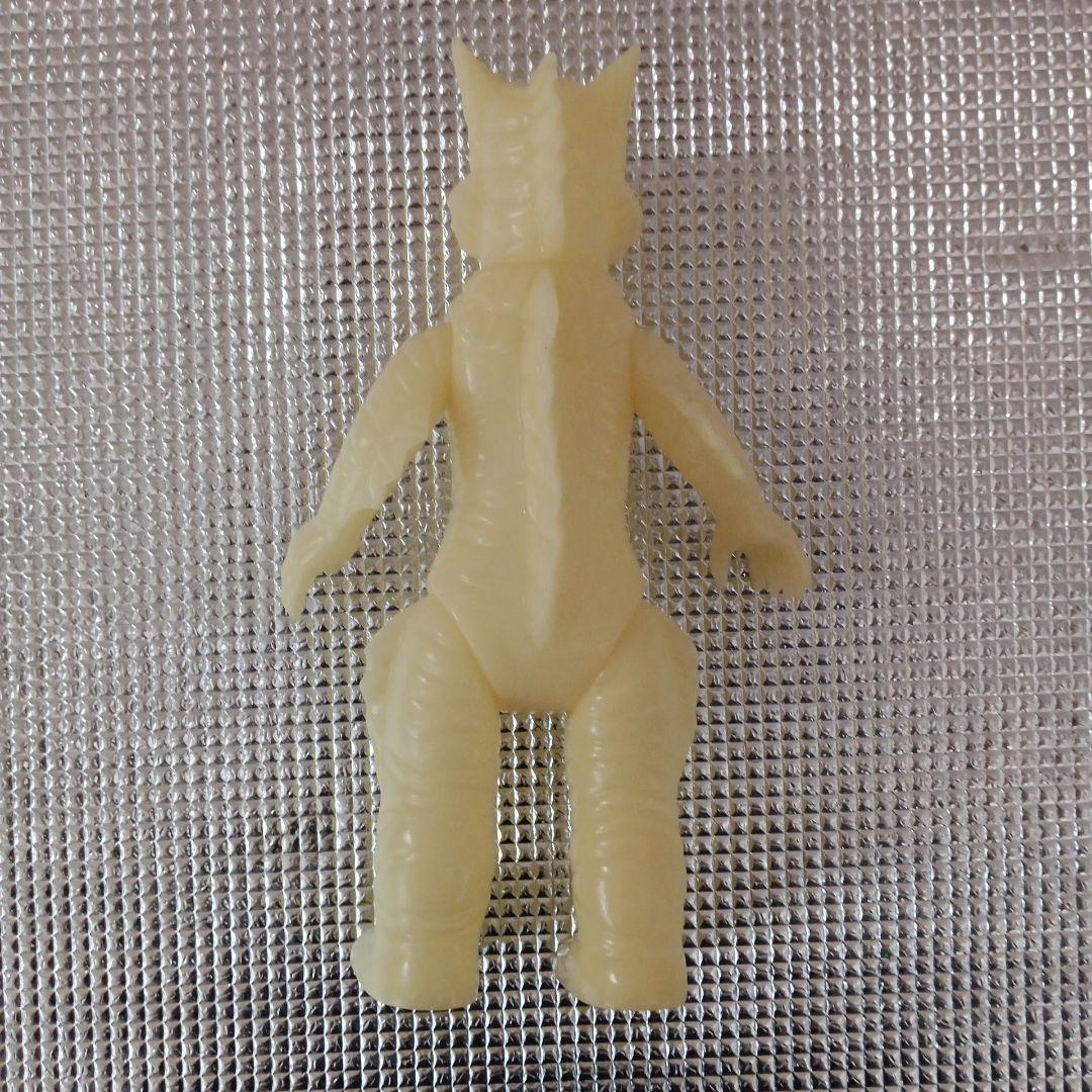 ラゴン　m1号 ソフビ　蓄光　フィギュア