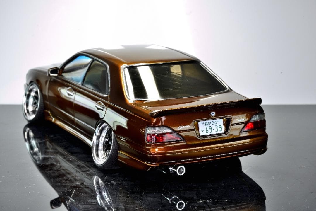 【1/24アオシマ】Y33グロリア グランツーリスモアルティマ”95