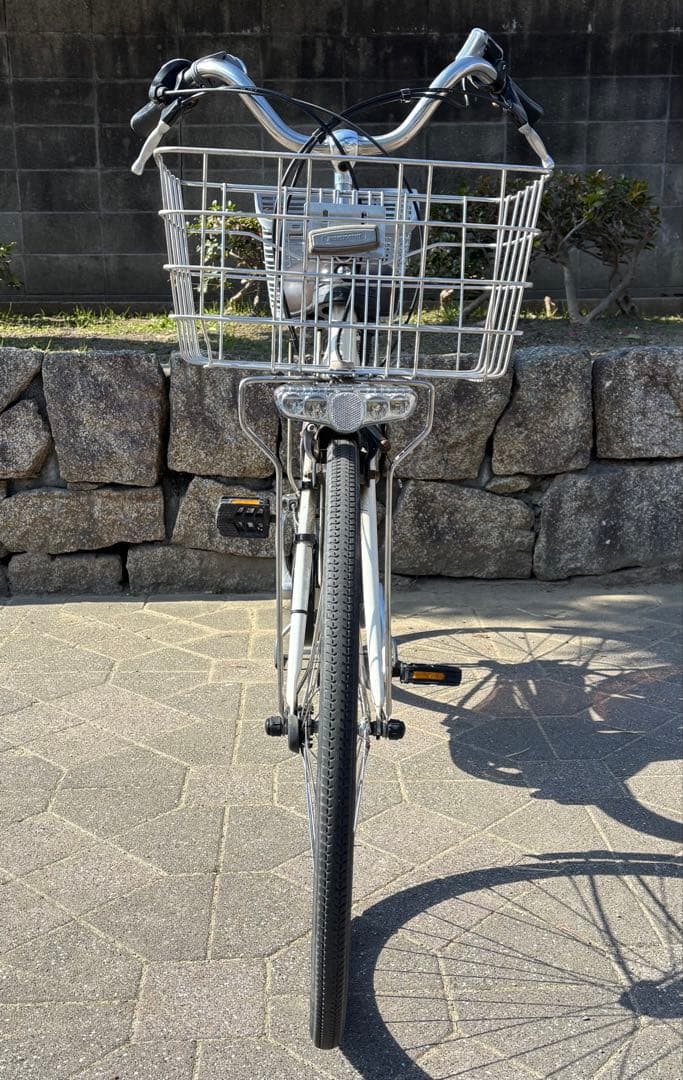 大阪　電動アシスト自転車　パナソニック　ホワイト26インチ　3段　16Ah