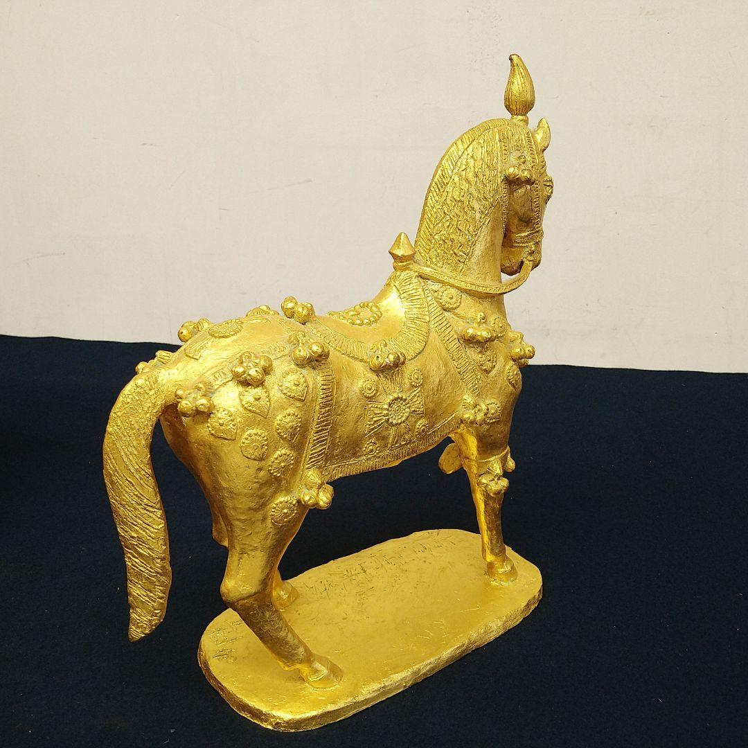 AE54 彫刻家 冨永直樹【富貴】鋳銅製 本金箔張り 馬 置物 共箱 略歴書付