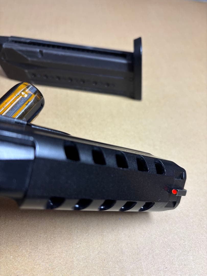 東京マルイm&p9 10ポーテッドスライドとボディーガード380二丁セット