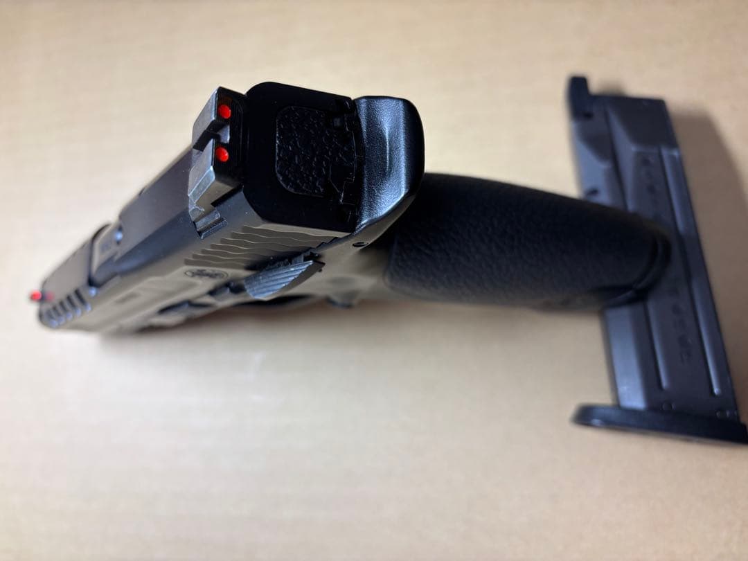 東京マルイm&p9 10ポーテッドスライドとボディーガード380二丁セット