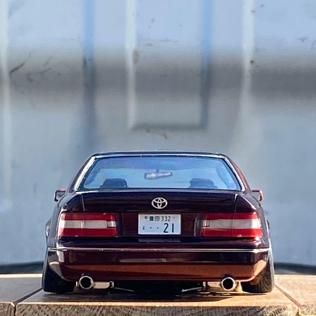 プラモデル完成品　アオシマ 1/2421セルシオ　 リア叩き出し風フェンダー