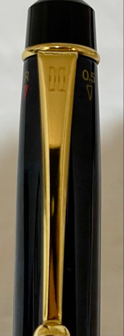 DAKS 3色＋シャープ0.5 複合ペン