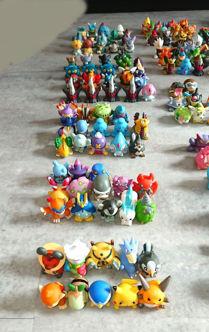 ポケモンキッズ 550体以上まとめ売り 未使用シール90枚以上付き