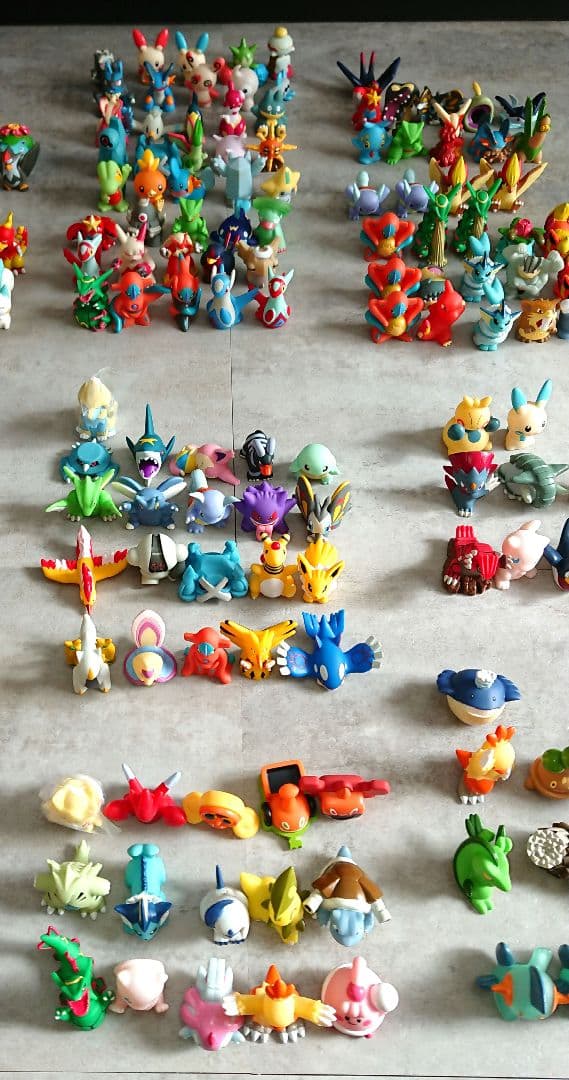 ポケモンキッズ 550体以上まとめ売り 未使用シール90枚以上付き