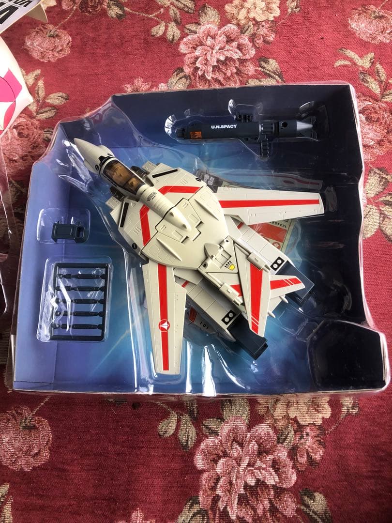 ラ*ャ様 値下げ◆バンダイ◆VF-1J バルキリー 一条 輝 機 1/55スケー