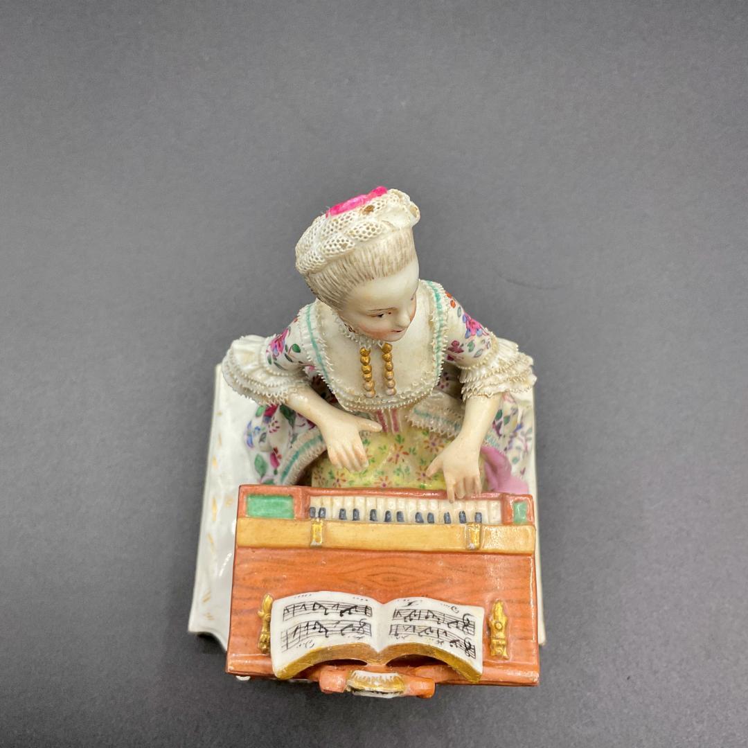 マイセン MEISSEN 五感の寓意 「聴覚」 フィギュリン フィギュア