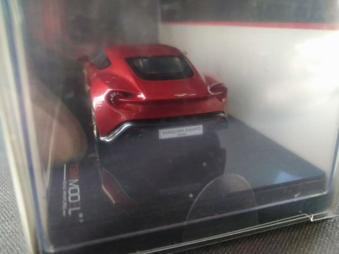 TSM MODEL 1/43 アストンマーティン