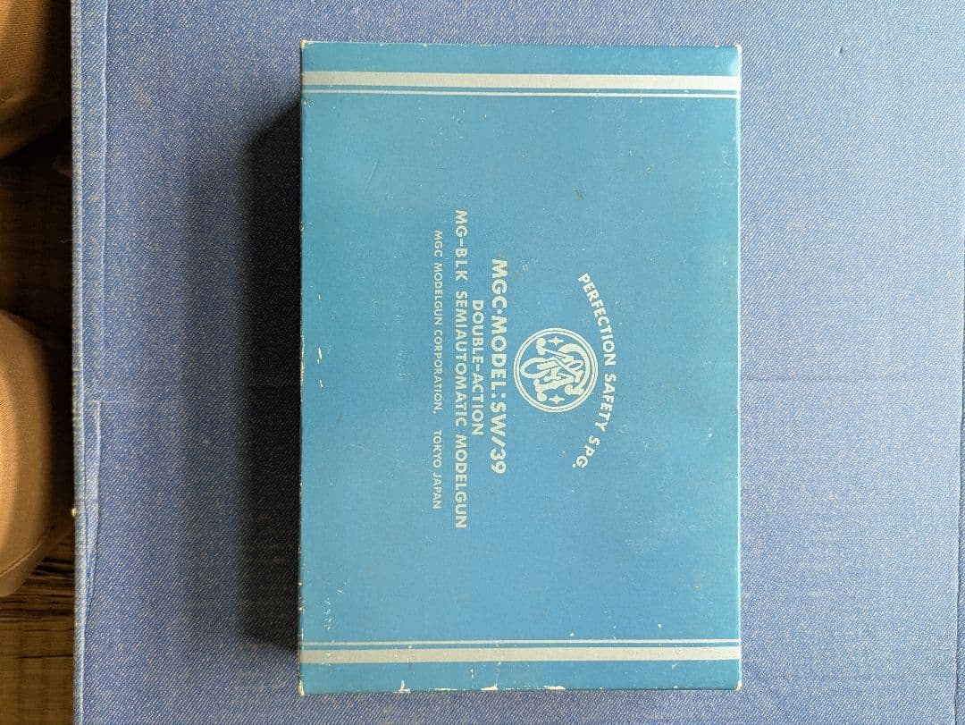 モデルガン シルバー/ブラウン コンパクト