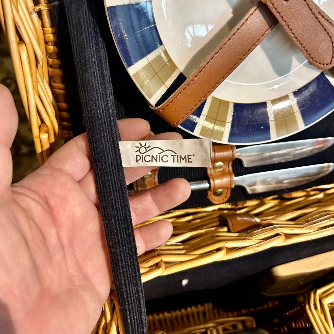 ピクニック用食器セット 4人用 バスケット型