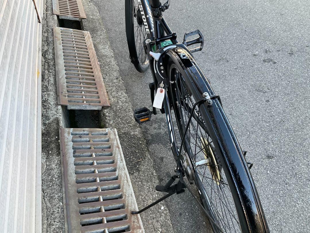 ブリヂストン最新機種電動アシスト自転車TB1、27インチブラックアルミボディー