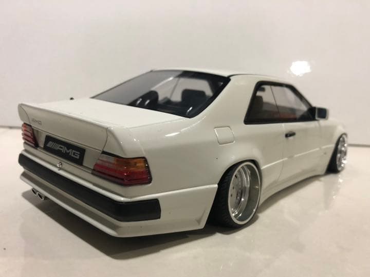 1/18 otto製　AMGメルセデス ベンツ CE124 ハンマー　ホワイト